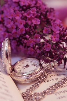 Ramo Funerario Liliums, Trabajos de Flores para Defunción, Flores para Tanatorio, Enviar Flores al Tanatorio, Envíos Florales Urgentes al Tanatorio