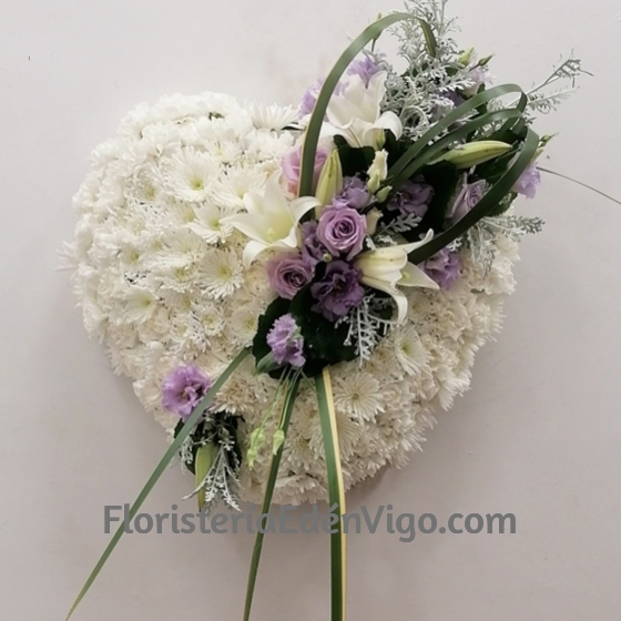 Corazón Funerario Blanco